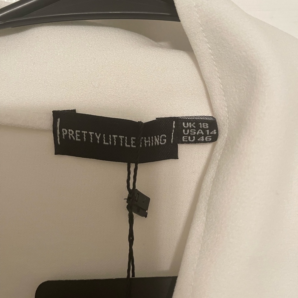 Pretty Little Thing Plus White Longline Blazer